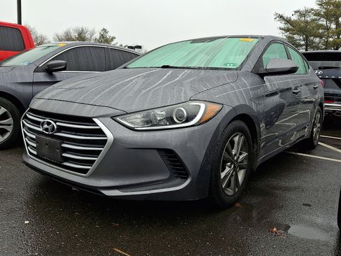 Used 2018 Hyundai Elantra SEL image 3