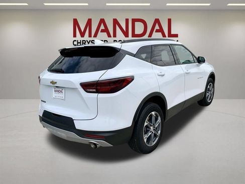 Used 2024 Chevrolet Blazer LT w/ Convenience Package FWD image 6