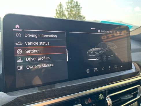 Used 2025 BMW X4 xDrive30i AWD/4WD image 28