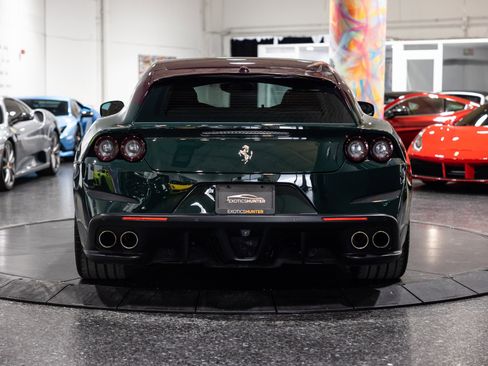 Used 2018 Ferrari GTC4Lusso image 21