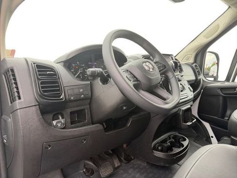 Used 2026 RAM ProMaster 2500 w/ Convenience Group FWD image 13