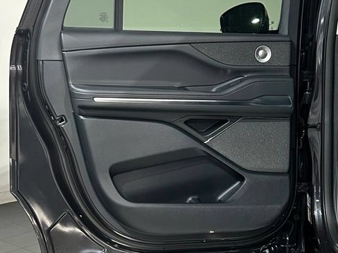 New 2027 Lincoln Navigator L Reserve AWD/4WD image 50