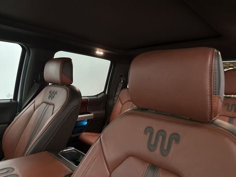 Used 2018 Ford F150 King Ranch w/ Equipment Group 601A Luxury AWD/4WD image 32
