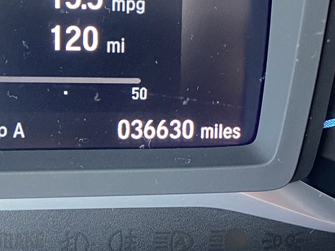 Used 2022 Honda Pilot Sport image 29