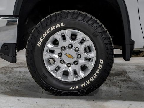 Used 2022 Chevrolet Silverado 2500 LTZ w/ Safety Package image 60