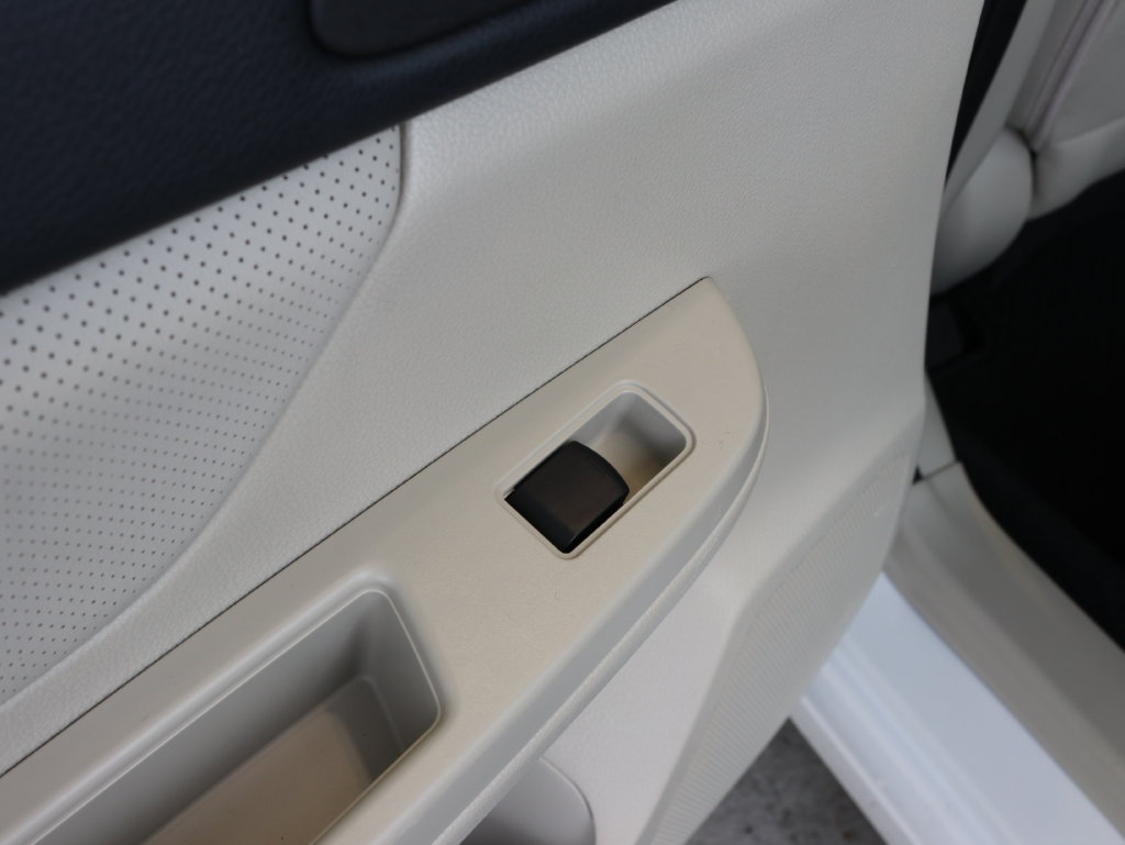Used 2013 Subaru Impreza 2.0i Limited AWD/4WD image 26