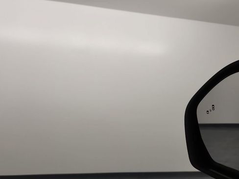 Used 2020 Ford Explorer XLT w/ Equipment Group 202A image 21