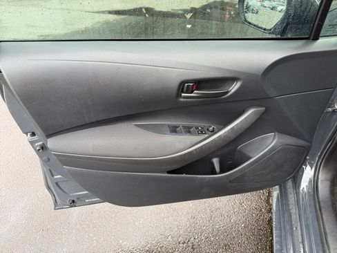Used 2024 Toyota Corolla LE FWD image 19