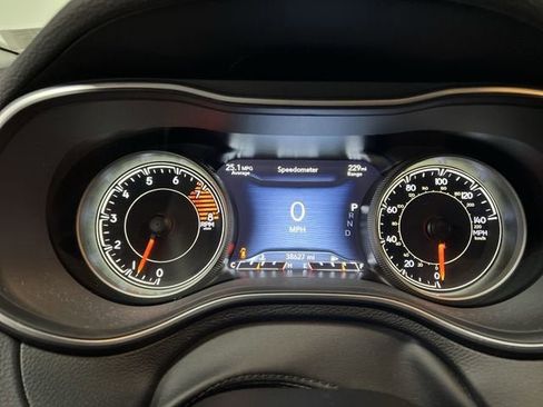 Used 2022 Jeep Cherokee Latitude Lux image 12