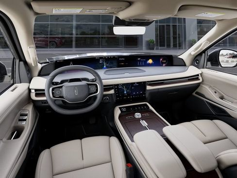 New 2027 Lincoln Navigator Reserve AWD/4WD image 9