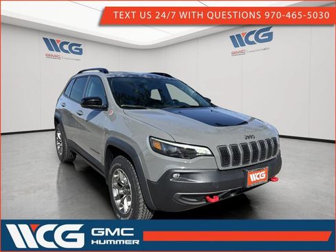 Used 2022 Jeep Cherokee Trailhawk w/ Premium Leather Package AWD/4WD image 1