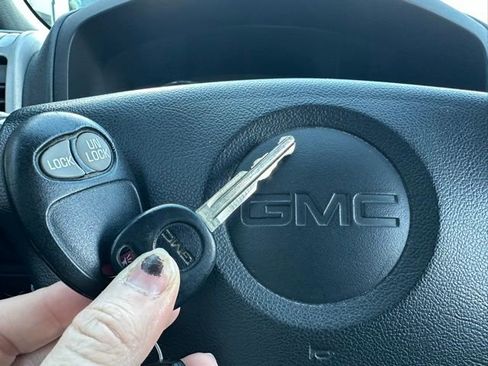 Used 2009 GMC Canyon 2WD Crew Cab image 29