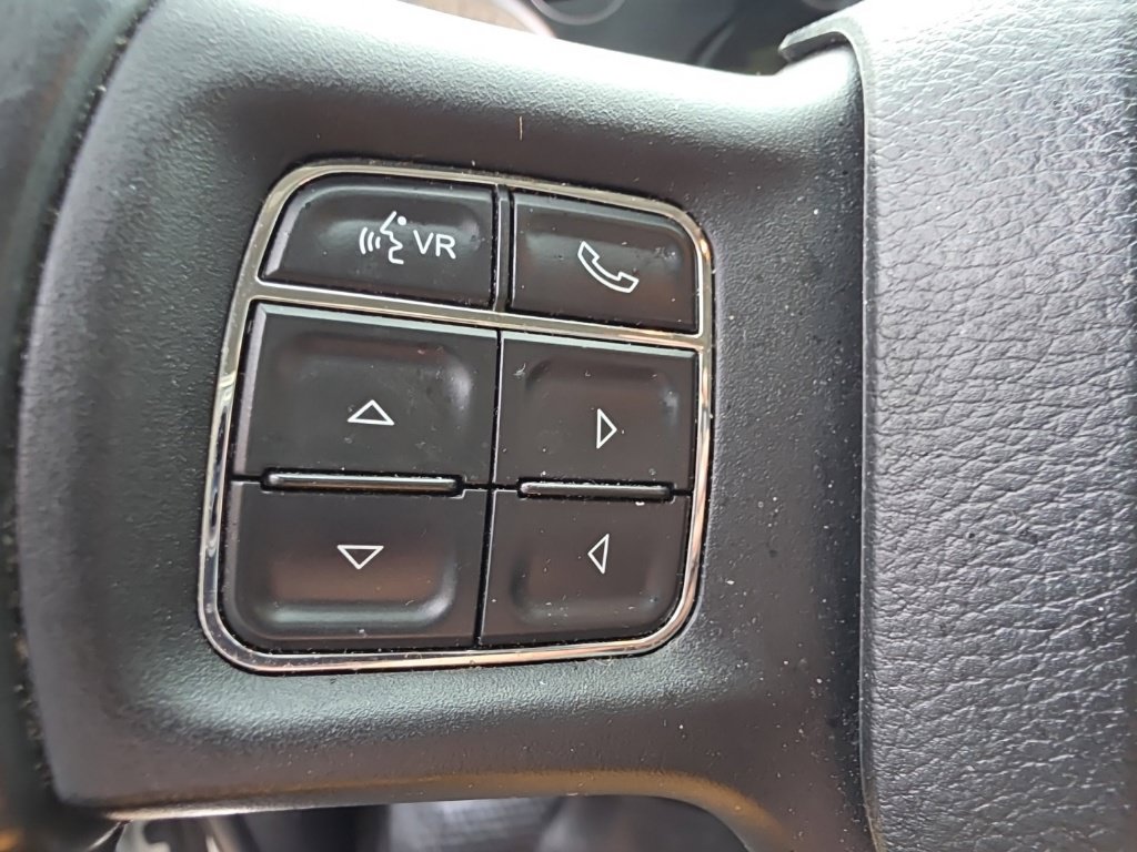 Used 2015 RAM 1500 Lone Star RWD image 13