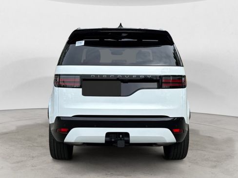 Used 2025 Land Rover Discovery Dynamic SE AWD/4WD image 5