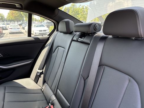 New 2026 BMW 330i Sedan w/ M Sport Package RWD image 28