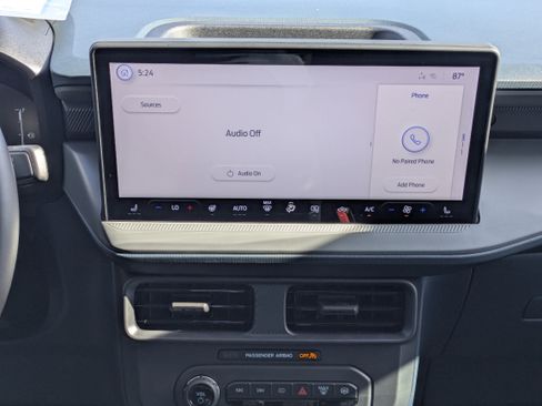 New 2025 Ford Maverick XLT w/ XLT Luxury Package image 19