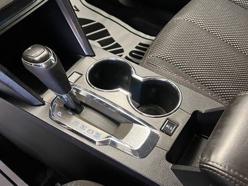 Used 2017 Chevrolet Equinox LS image 25