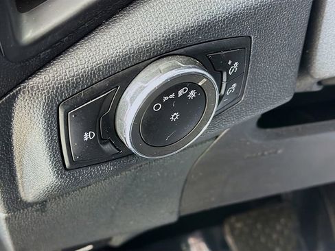 Used 2018 Ford EcoSport SE image 27