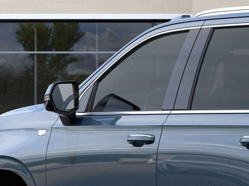 New 2026 Cadillac Escalade Luxury w/ Touring Package AWD/4WD image 12