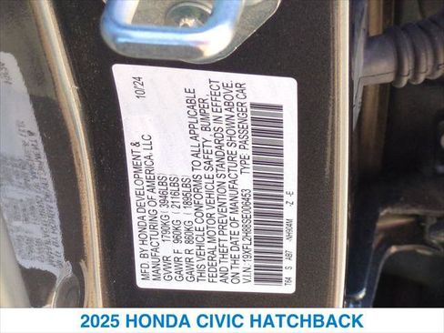 Used 2025 Honda Civic Sport image 26