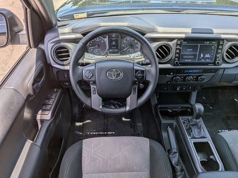 Used 2023 Toyota Tacoma TRD Sport RWD image 17