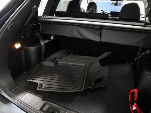 Used 2024 Mitsubishi Outlander SE image 14