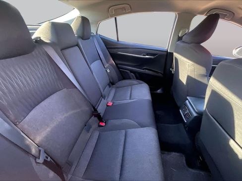 Used 2025 Toyota Camry LE FWD image 19
