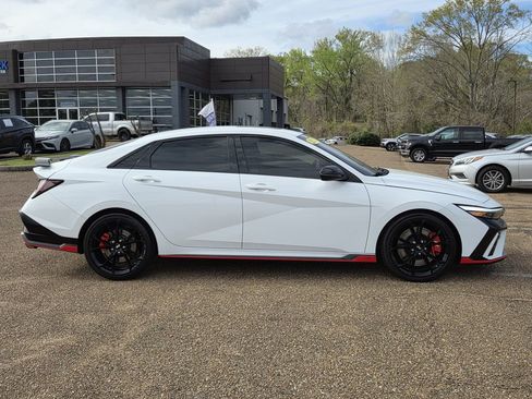 Certified 2025 Hyundai Elantra N image 3