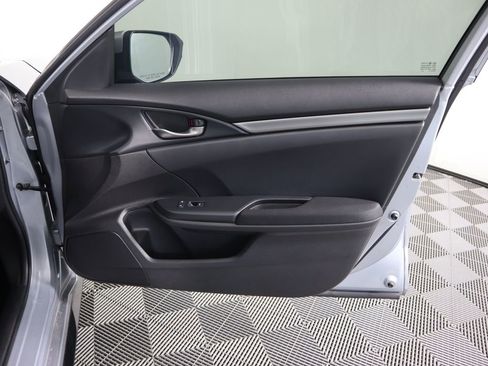 Used 2019 Honda Civic Sport image 25