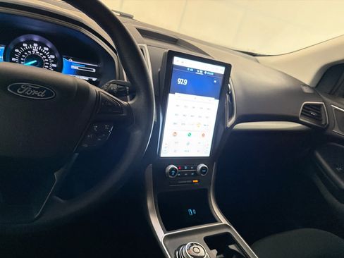 Used 2022 Ford Edge SE w/ Black Appearance Package AWD/4WD image 18