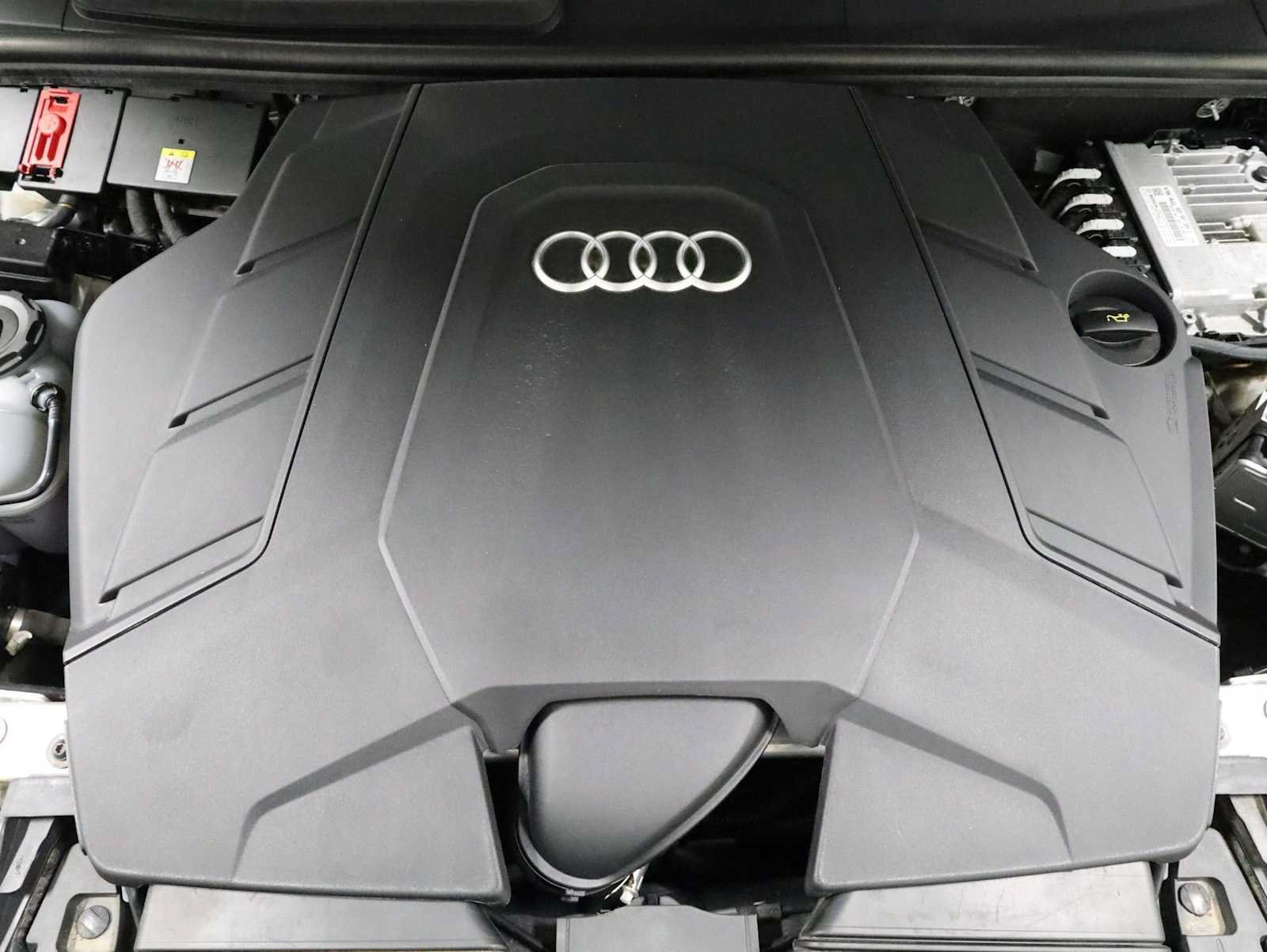 Used 2023 Audi Q7 3.0T Premium Plus w/ Premium Plus Package AWD/4WD image 40