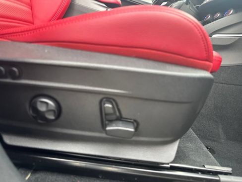 Used 2023 Alfa Romeo Stelvio Veloce AWD/4WD image 68