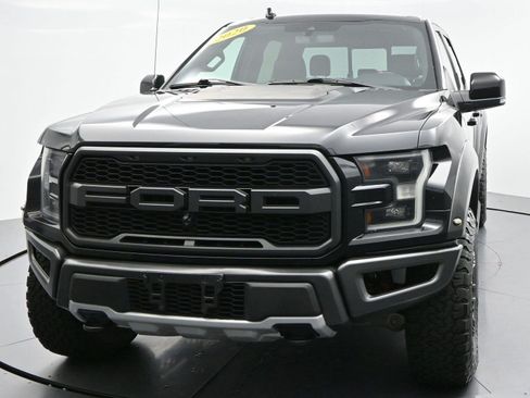 Used 2020 Ford F150 Raptor w/ Equipment Group 802A Luxury AWD/4WD image 3