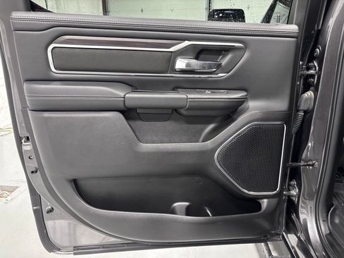 Used 2025 RAM 1500 Laramie AWD/4WD image 38