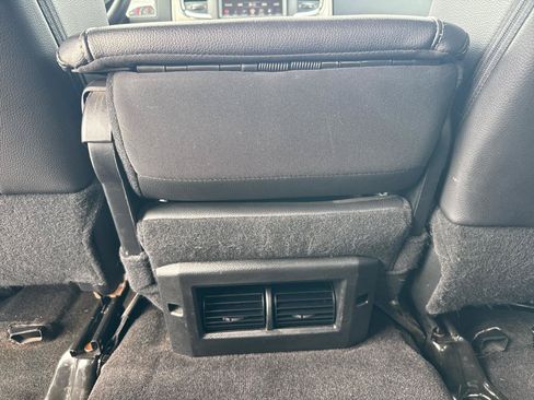 Used 2017 RAM 1500 Laramie RWD image 29