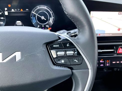 Used 2023 Kia Niro Wind w/ Wind Preserve Package image 23