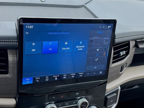 Used 2024 Ford Expedition Max Limited image 11