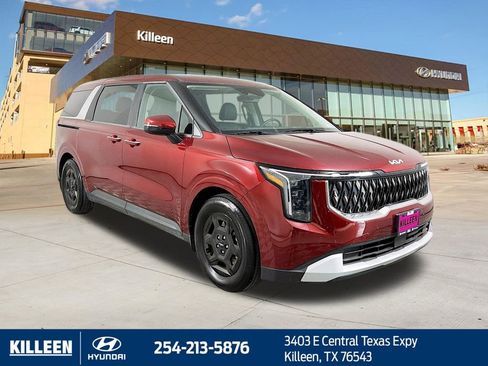 Used 2025 Kia Carnival LXS image 1