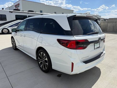Used 2026 Honda Odyssey Elite image 5