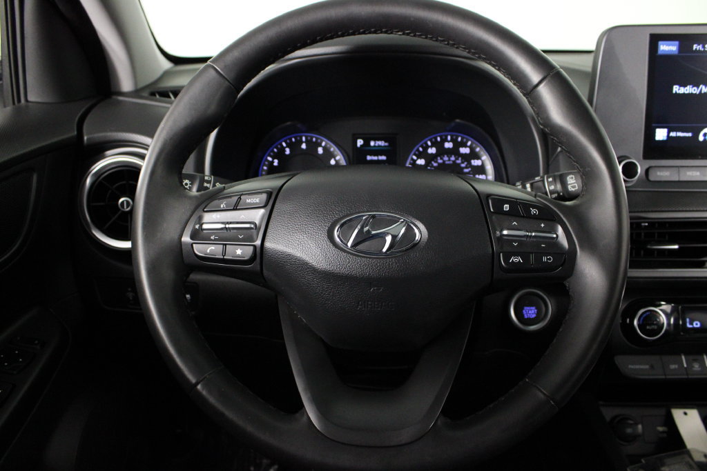 Certified 2022 Hyundai Kona SEL w/ Convenience Package AWD/4WD image 27