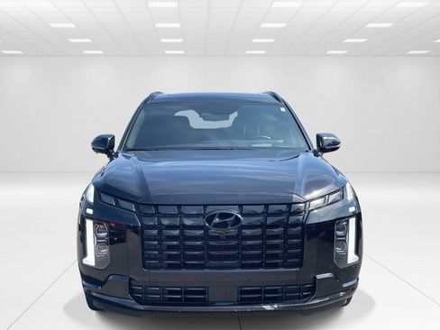 Used 2024 Hyundai Palisade Calligraphy image 2
