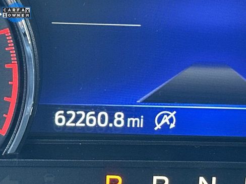 Used 2023 Ford Explorer Limited image 21