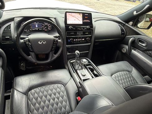 Used 2024 INFINITI QX80 Sensory AWD/4WD image 26