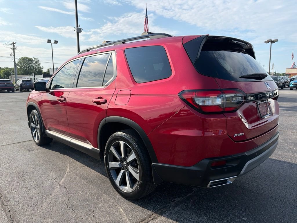 Used 2023 Honda Pilot Elite image 5