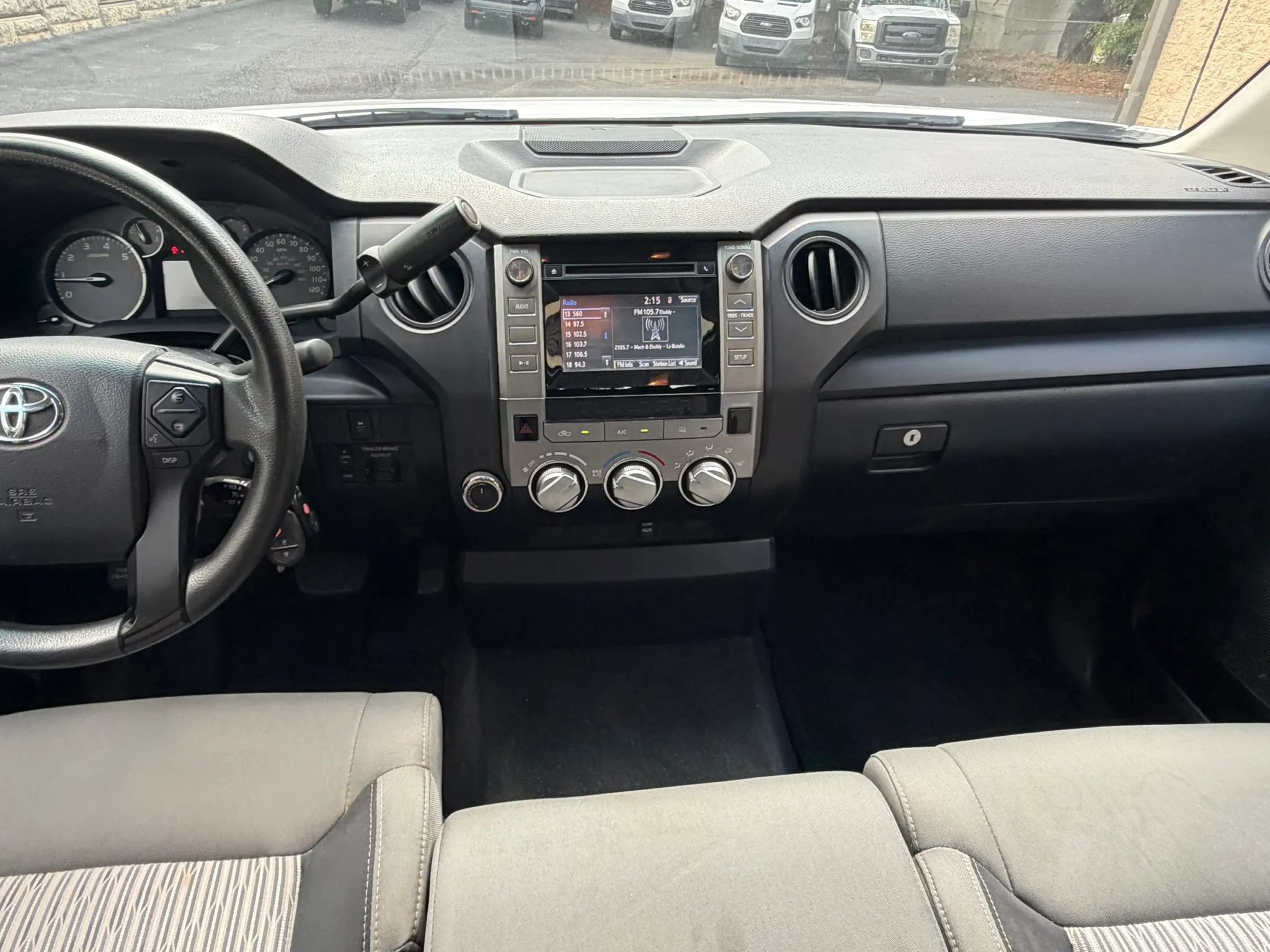 Used 2017 Toyota Tundra SR AWD/4WD image 16