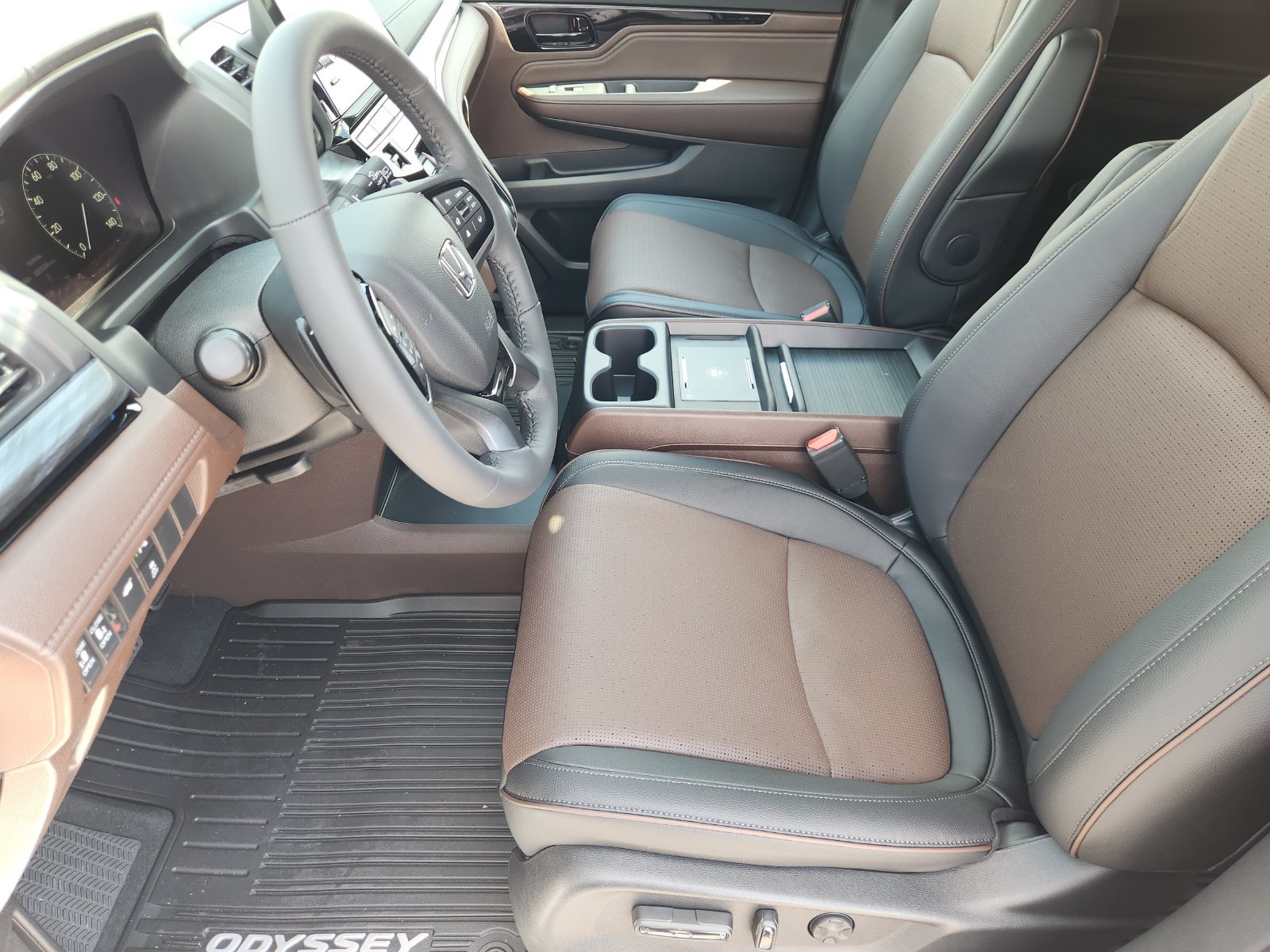 New 2026 Honda Odyssey Elite image 16