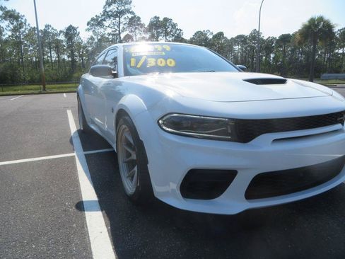 Used 2023 Dodge Charger Scat Pack RWD image 4