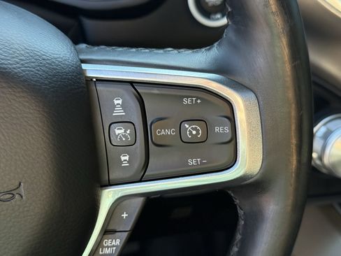 Used 2019 RAM 1500 Laramie image 17