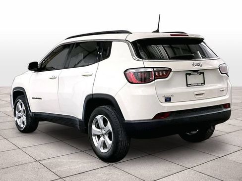 Used 2018 Jeep Compass Latitude w/ Popular Equipment Group AWD/4WD image 11