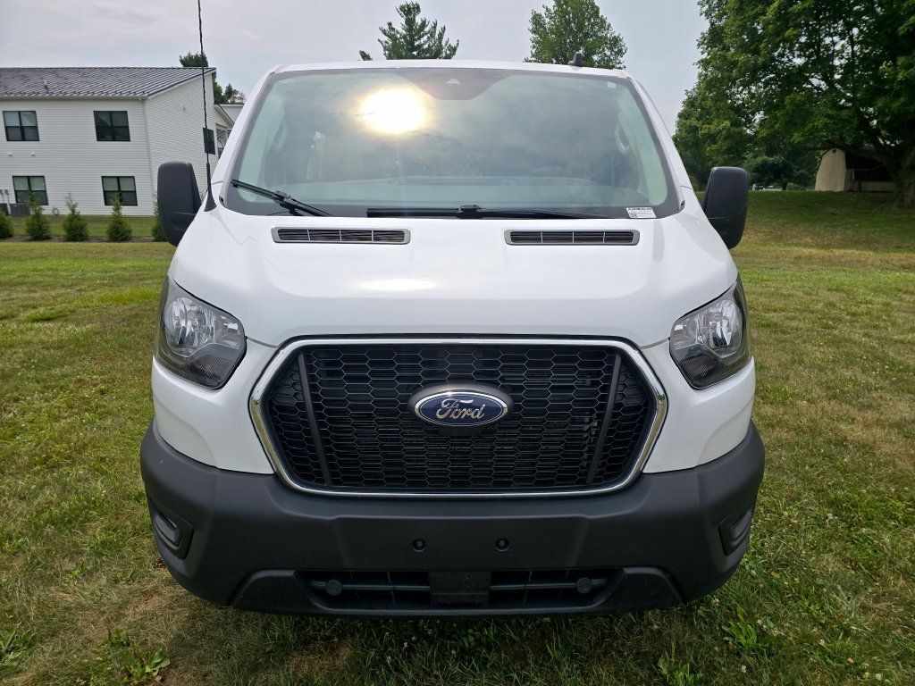 Used 2024 Ford Transit 250 Low Roof w/ Exterior Upgrade Package RWD image 2